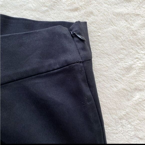 NWT Natori Woman Black Floral Embroidered Wide Leg Crop Pants Size 4 - Picture 7 of 9